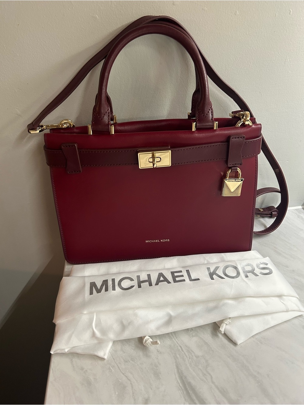 Michael Kors Burgundy Satchel with Red Card Wallet - Picture 4 of 16